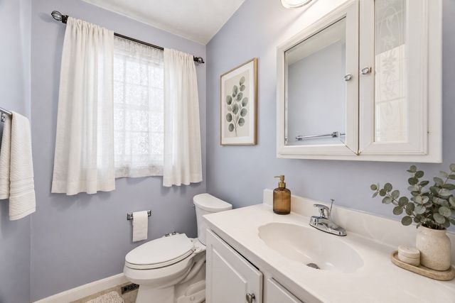 118 Granville Ave 118, Malden, MA 02148