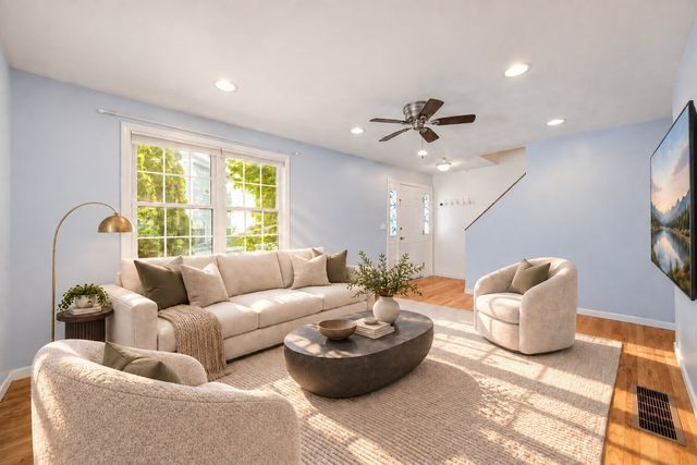 118 Granville Ave 118, Malden, MA 02148
