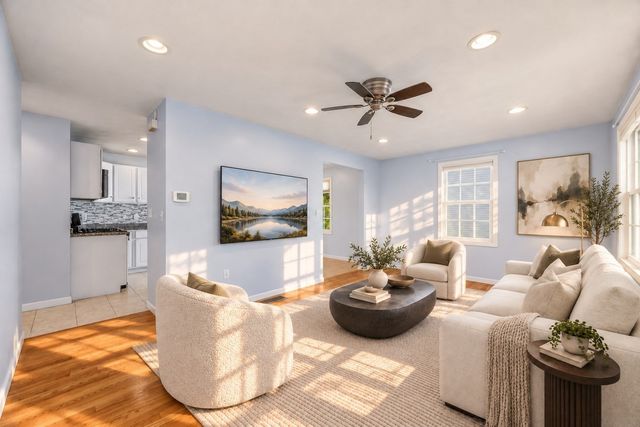 118 Granville Ave 118, Malden, MA 02148