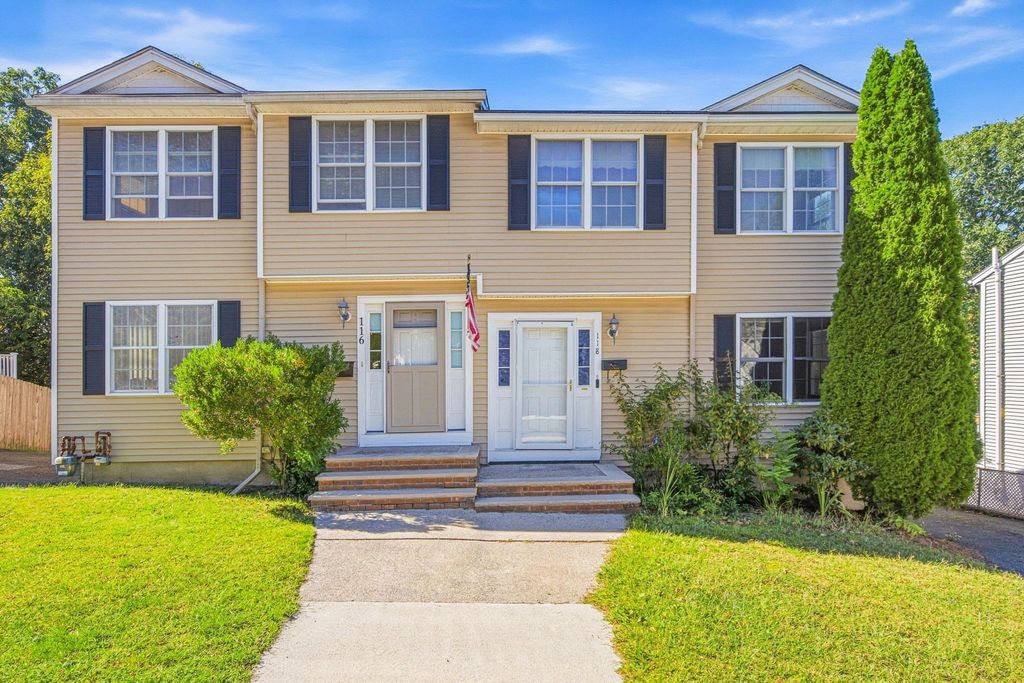 118 Granville Ave 118, Malden, MA 02148