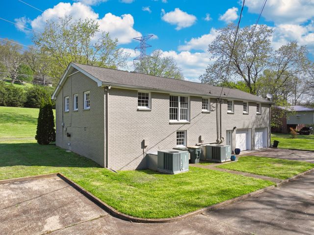 7635 Charlotte Pike Unit A, Nashville, TN 37209