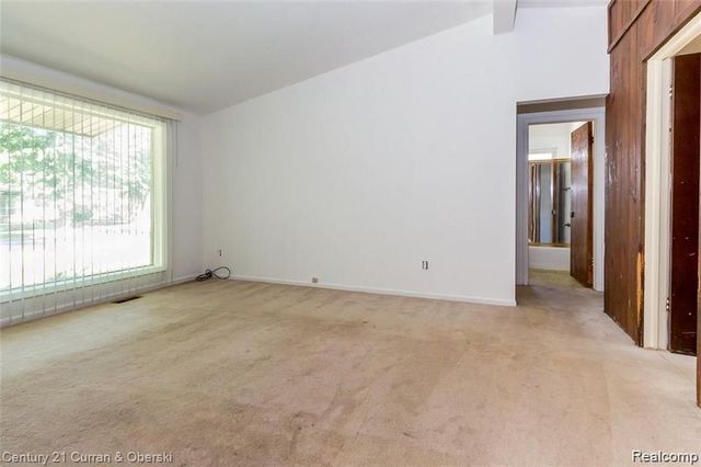 5160 Cherokee Street, Dearborn Heights, MI 48125