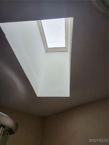 352 Applewood Drive, Lockport Town, NY 14094