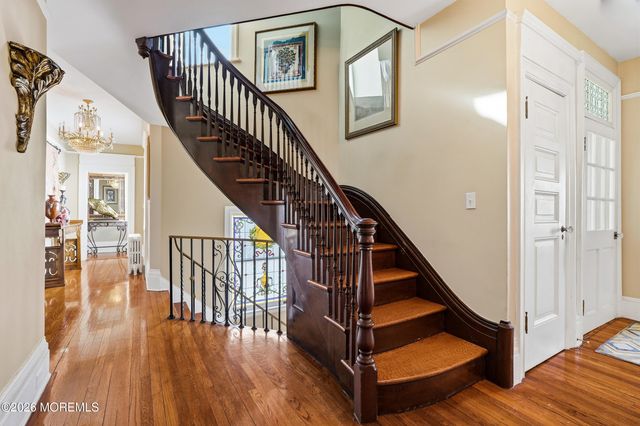 3 S Elberon Square, Long Branch, NJ 07740