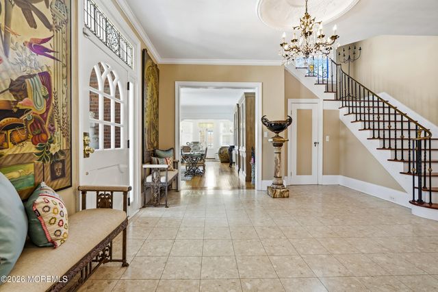 3 S Elberon Square, Long Branch, NJ 07740