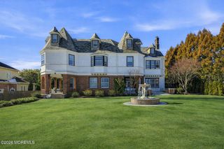 3 S Elberon Square, Long Branch, NJ 07740