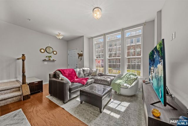 185 Wesmont Drive, Wood Ridge, NJ 07075