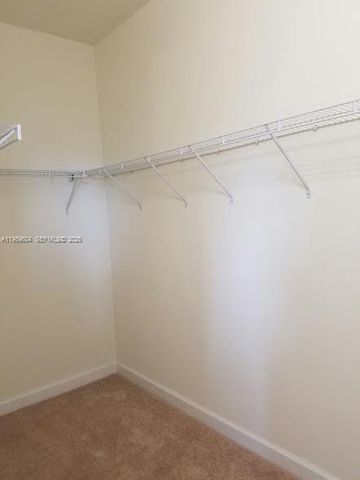 9205 W 33rd Way 9205, Hialeah, FL 33018