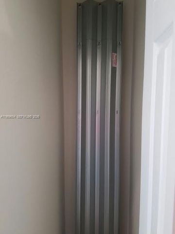 9205 W 33rd Way 9205, Hialeah, FL 33018