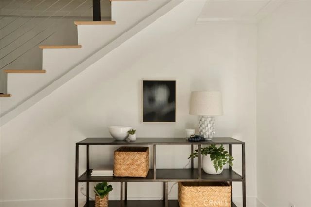 1585 Miramar, Newport Beach, CA 92661