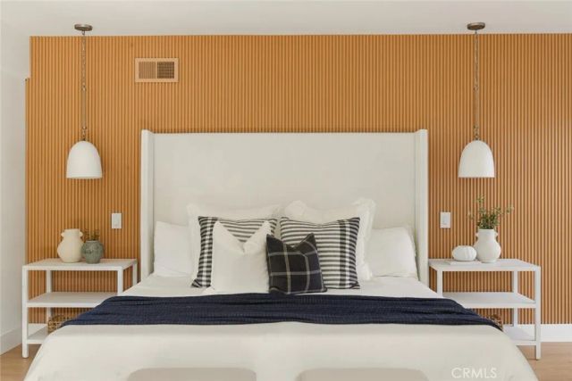 1585 Miramar, Newport Beach, CA 92661