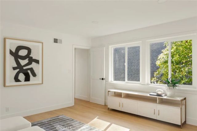 1585 Miramar, Newport Beach, CA 92661