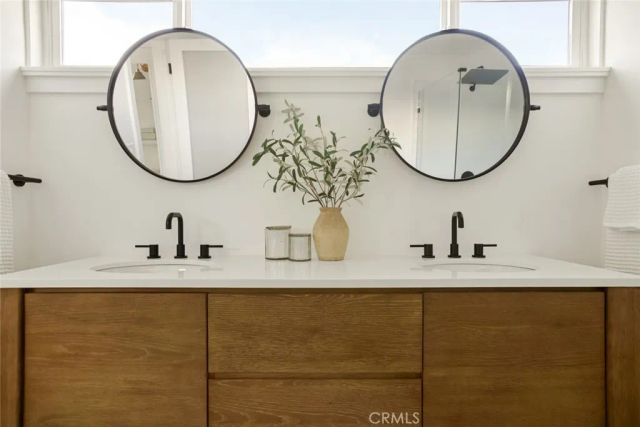 1585 Miramar, Newport Beach, CA 92661