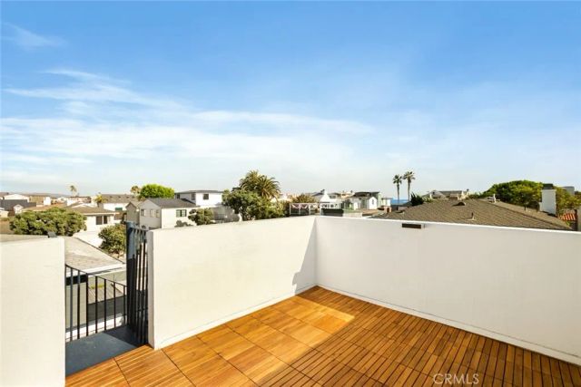 1585 Miramar, Newport Beach, CA 92661