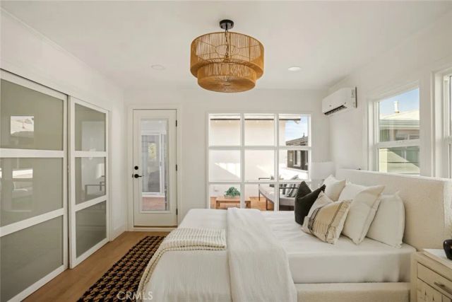 1585 Miramar, Newport Beach, CA 92661