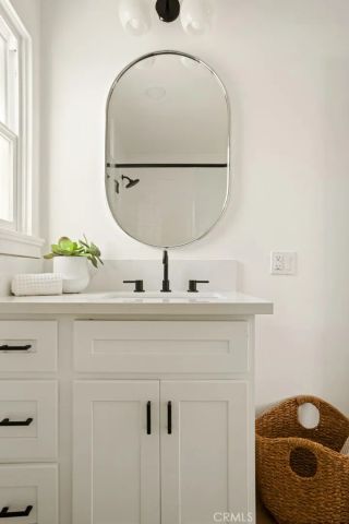 1585 Miramar, Newport Beach, CA 92661