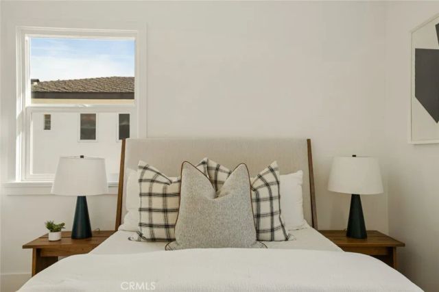 1585 Miramar, Newport Beach, CA 92661