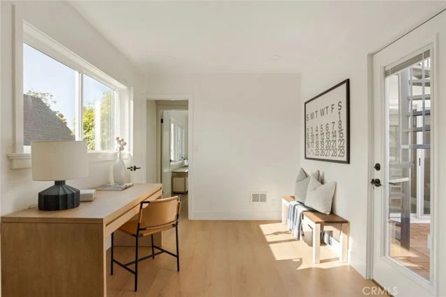 1585 Miramar, Newport Beach, CA 92661