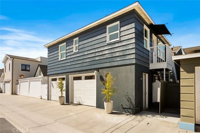 1585 Miramar, Newport Beach, CA 92661