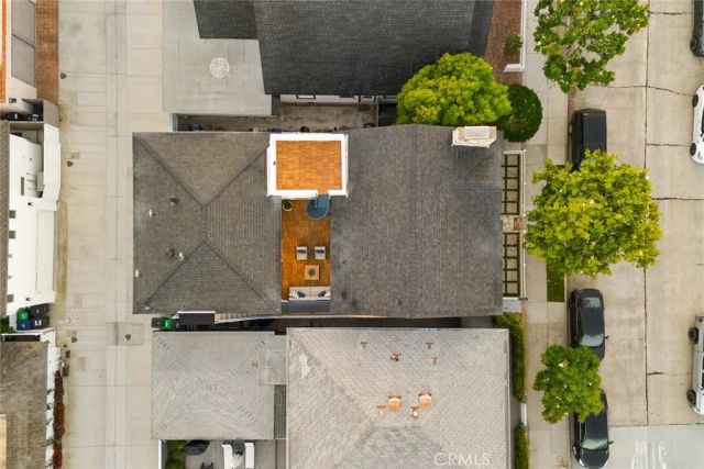 1585 Miramar, Newport Beach, CA 92661