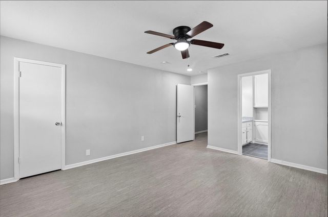3709 Ashford Avenue, Fort Worth, TX 76133