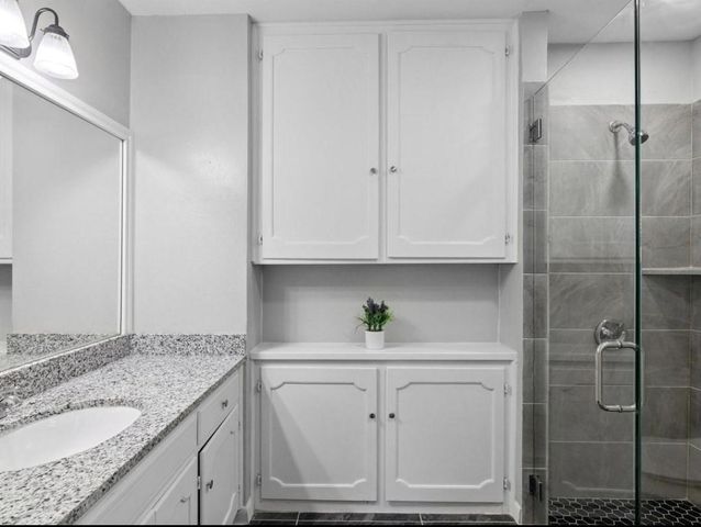 3709 Ashford Avenue, Fort Worth, TX 76133