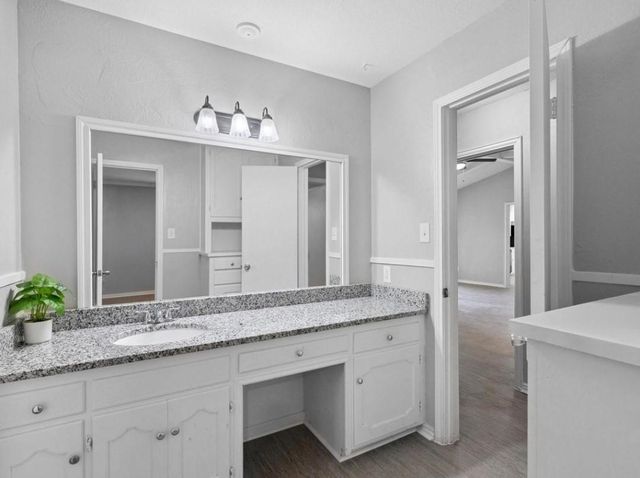 3709 Ashford Avenue, Fort Worth, TX 76133
