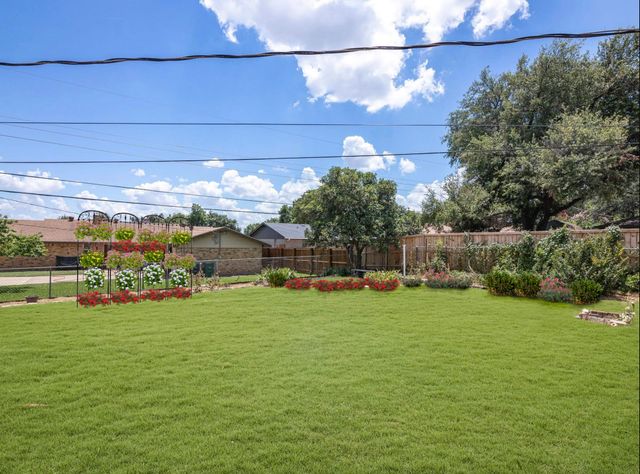 3709 Ashford Avenue, Fort Worth, TX 76133