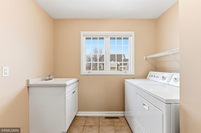 18455 95th Place N, Maple Grove, MN 55311