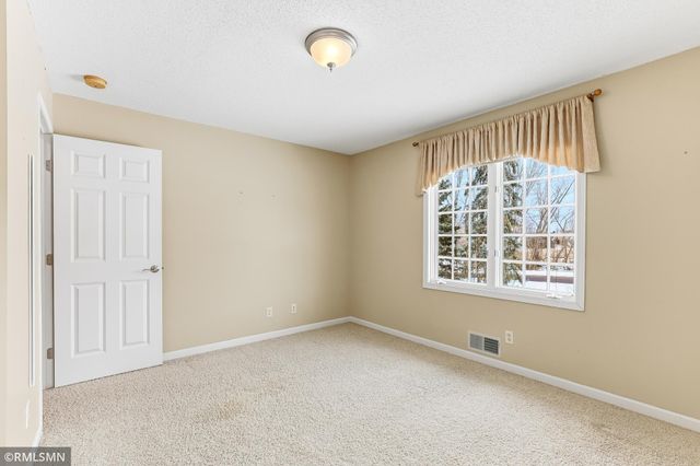 18455 95th Place N, Maple Grove, MN 55311