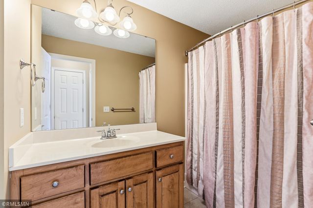 18455 95th Place N, Maple Grove, MN 55311