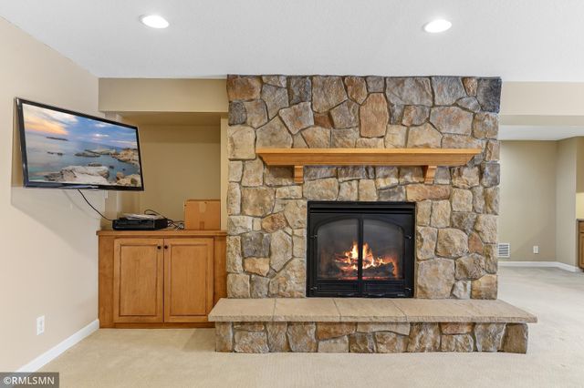 18455 95th Place N, Maple Grove, MN 55311