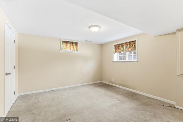 18455 95th Place N, Maple Grove, MN 55311