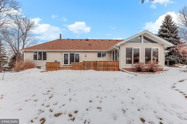 18455 95th Place N, Maple Grove, MN 55311
