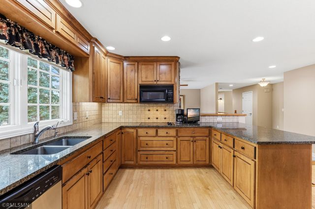 18455 95th Place N, Maple Grove, MN 55311