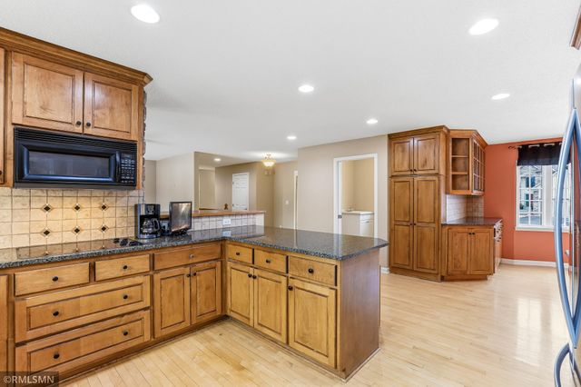 18455 95th Place N, Maple Grove, MN 55311