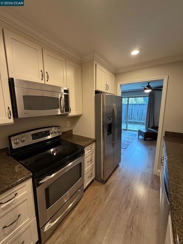 1827 1827 Holland Dr, Walnut Creek, CA 94597