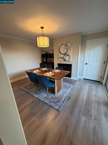 1827 1827 Holland Dr, Walnut Creek, CA 94597