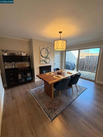 1827 1827 Holland Dr, Walnut Creek, CA 94597