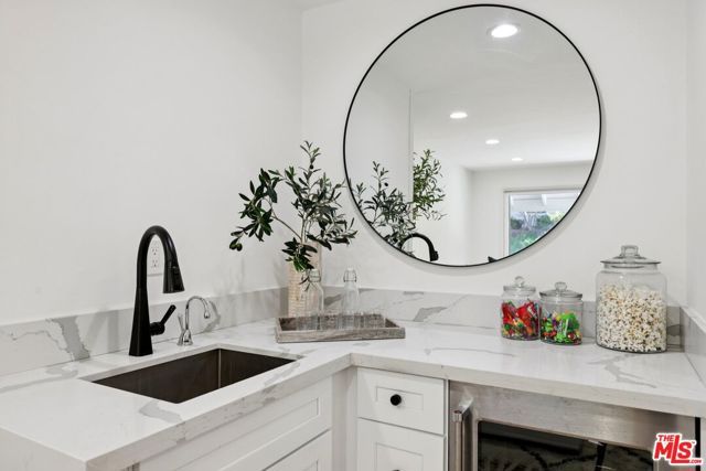 3328 Red Rose Drive, Encino (los Angeles), CA 91436