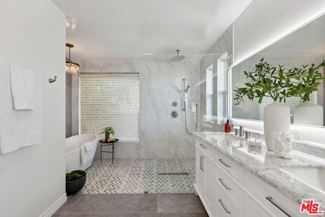 3328 Red Rose Drive, Encino (los Angeles), CA 91436