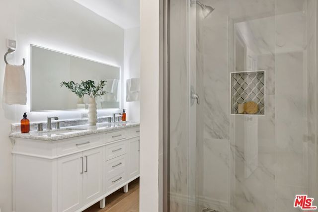 3328 Red Rose Drive, Encino (los Angeles), CA 91436