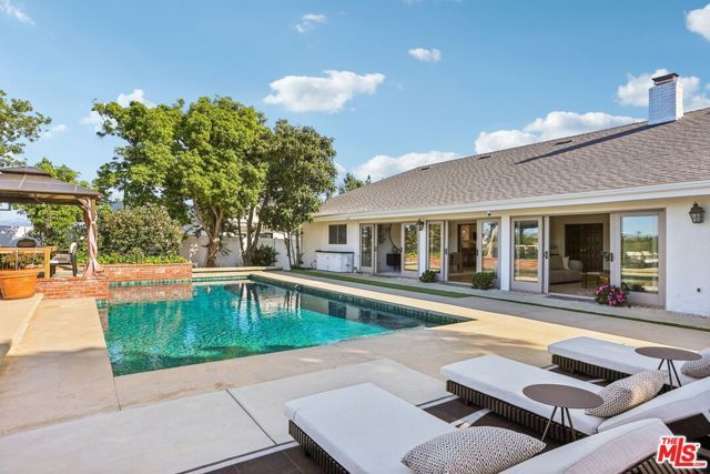 3328 Red Rose Drive, Encino (los Angeles), CA 91436