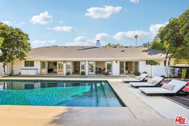 3328 Red Rose Drive, Encino (los Angeles), CA 91436