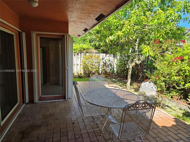 15416 SW 50th Terrace, Miami, FL 33185