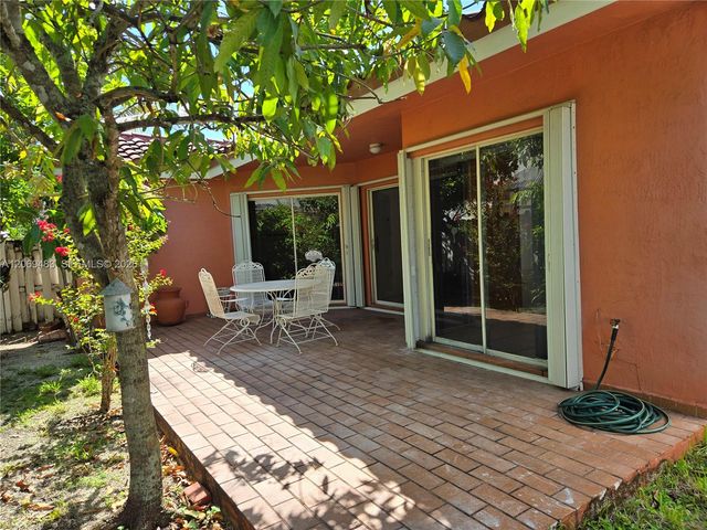 15416 SW 50th Terrace, Miami, FL 33185