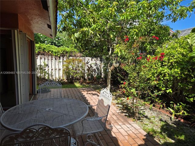 15416 SW 50th Terrace, Miami, FL 33185