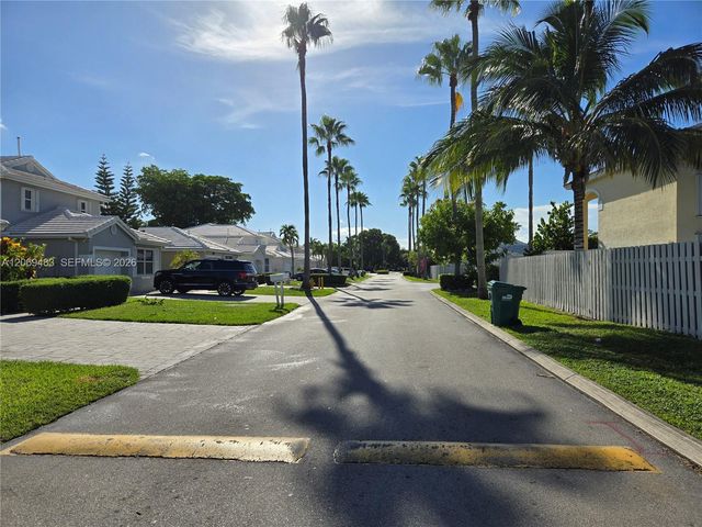 15416 SW 50th Terrace, Miami, FL 33185