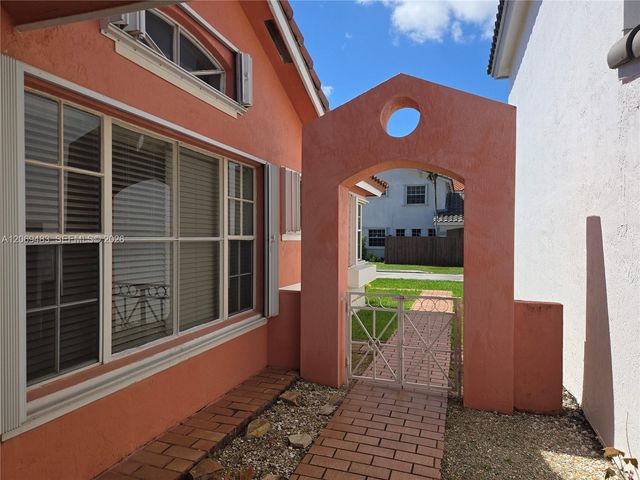 15416 SW 50th Terrace, Miami, FL 33185