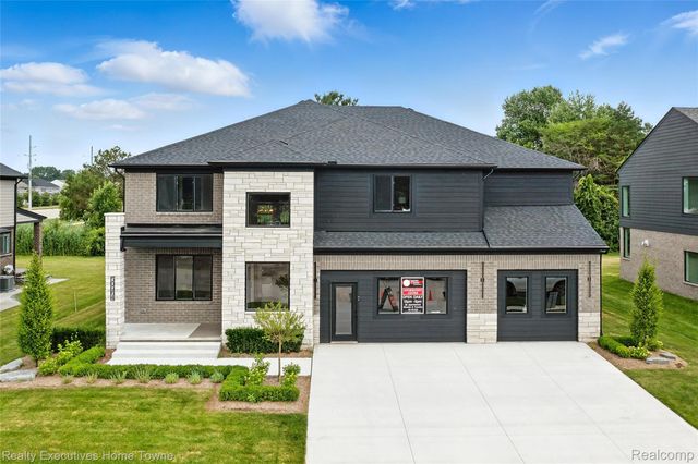 50246 Arcadia Drive, Macomb Township, MI 48042